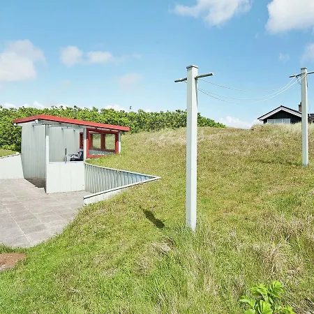 Holiday Home Nyby بيت للعطل